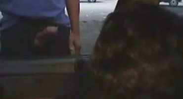 sex châu âu gangbang Rocker rèn người mình yêu sau sex tây đen khi chơi guitar.